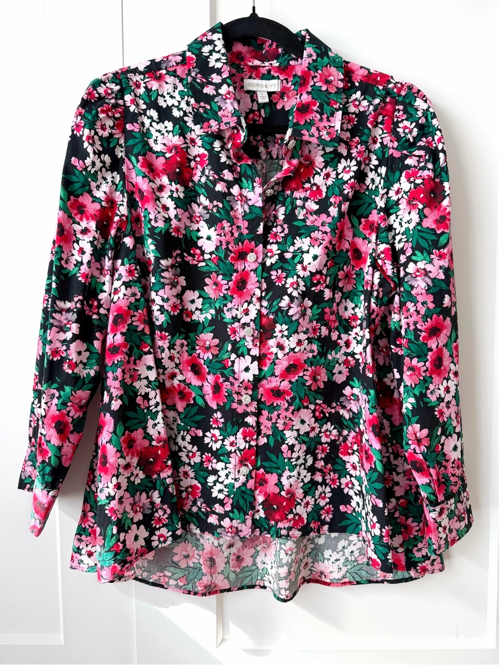 Crown & Ivy floral button down